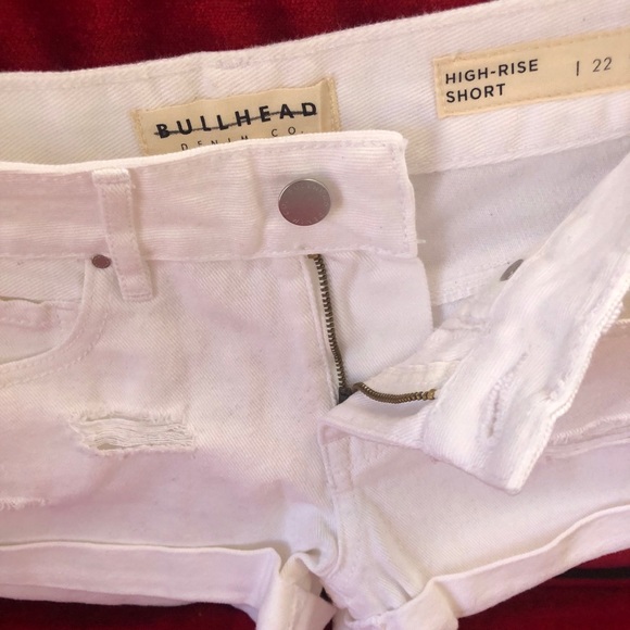 Bullhead  high rise shorts S 22 NWOT - Picture 3 of 5